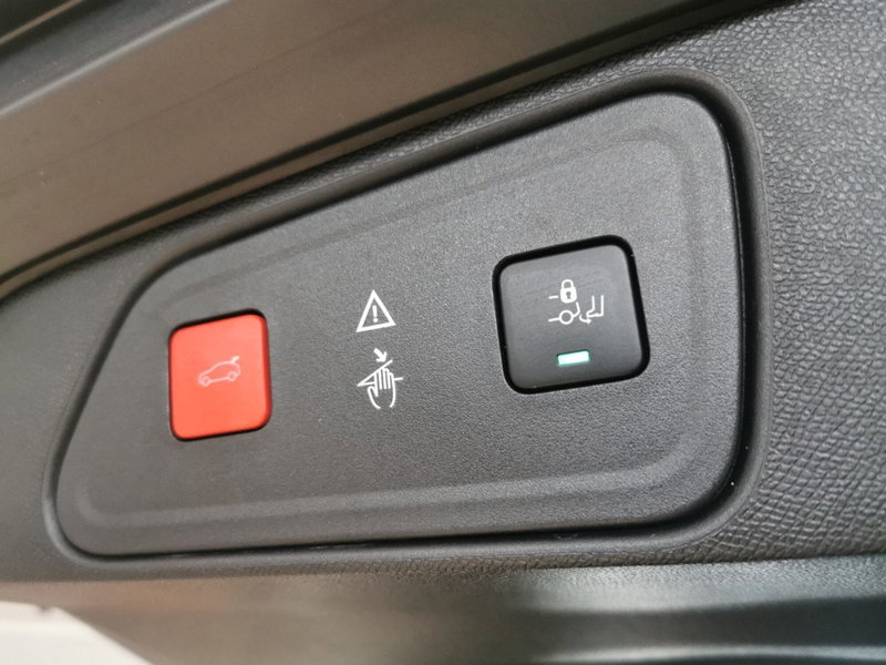 Peugeot 3008 usata a Taranto (18)