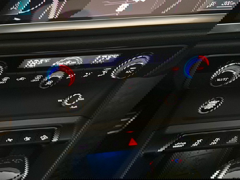 Audi Q3 Sportback usata a Napoli (18)