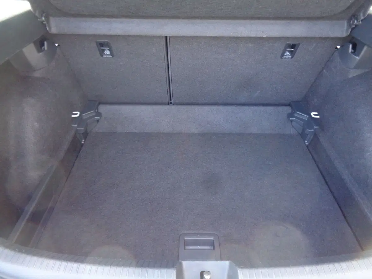 Volkswagen Taigo usata a Treviso (17)