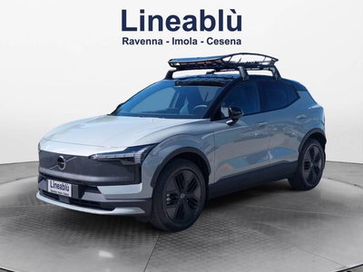 Volvo EX30 Cross Country Twin Motor Performance Ultra awd nuova a Ravenna