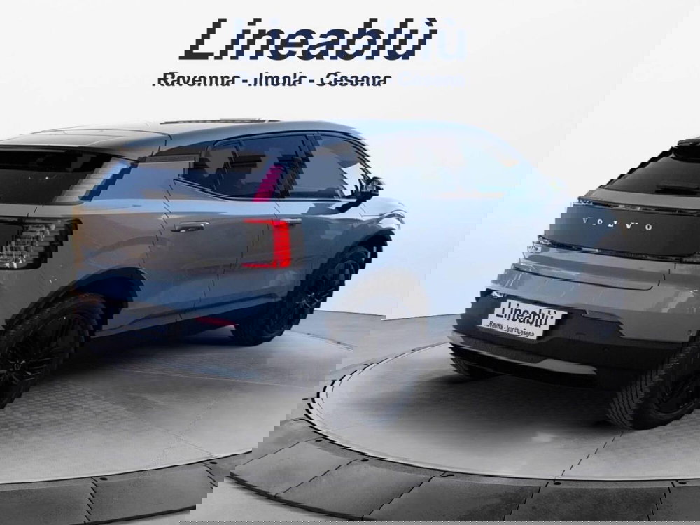 Volvo EX30 Cross Country nuova a Ravenna (13)