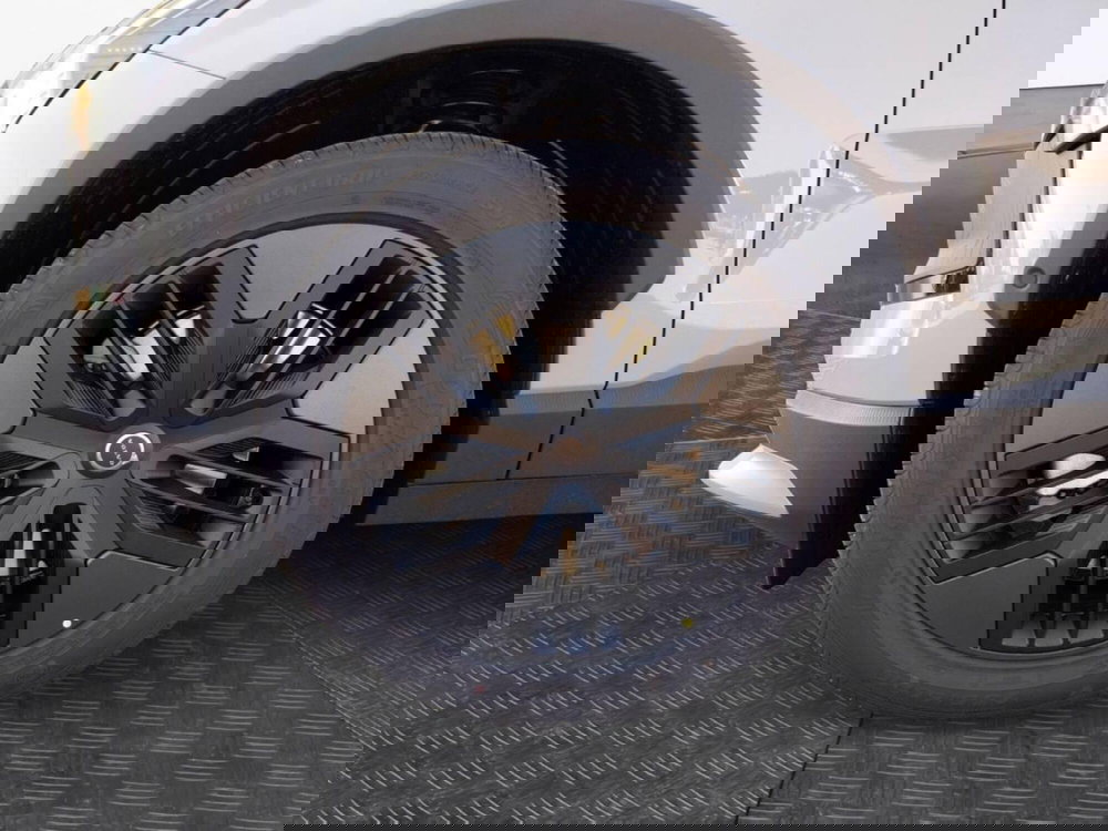 Volvo EX30 Cross Country nuova a Ravenna (17)