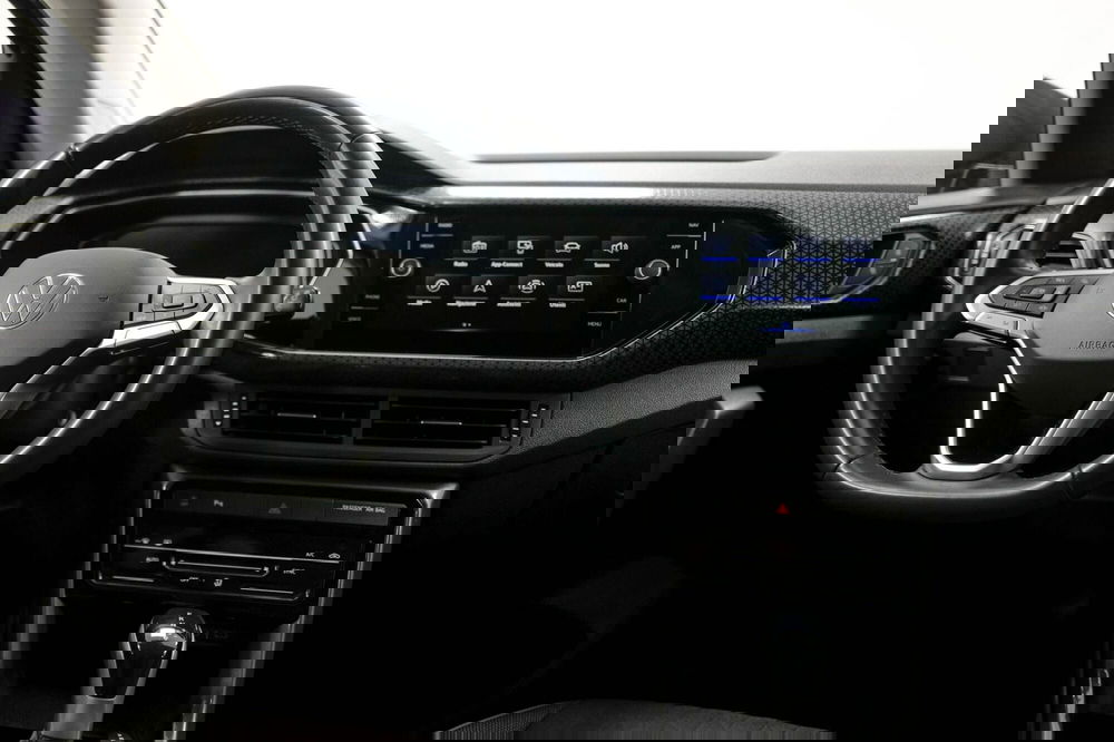 Volkswagen T-Cross usata a Varese (11)