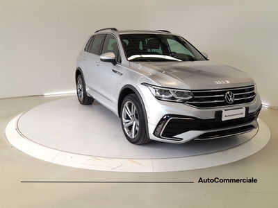 Volkswagen Tiguan Allspace 2.0 TDI 200 CV SCR DSG 4MOTION R-Line del 2022 usata a Bologna