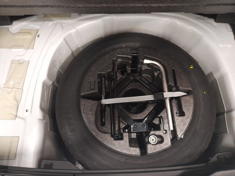 Volkswagen Polo nuova a Bologna (18)