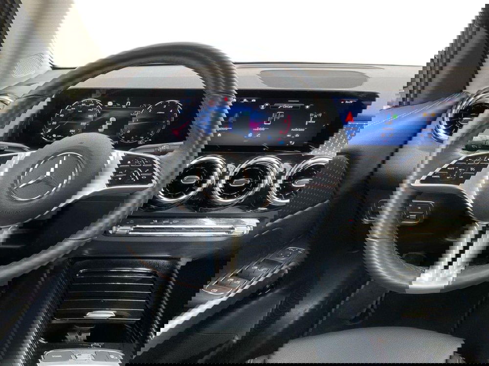 Mercedes-Benz GLB usata a Prato (11)