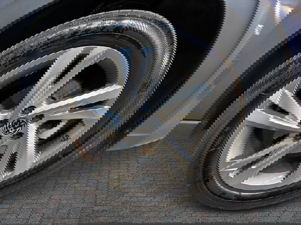 Volkswagen Taigo usata a Prato (6)