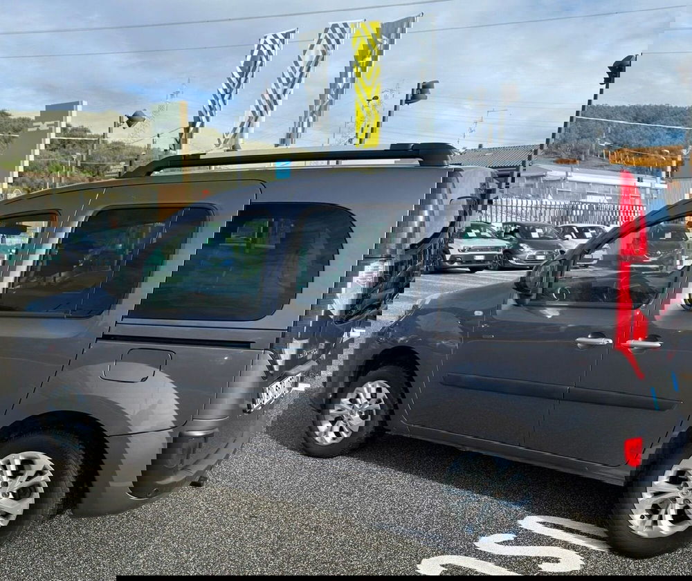 Renault Kangoo usata a Roma (7)
