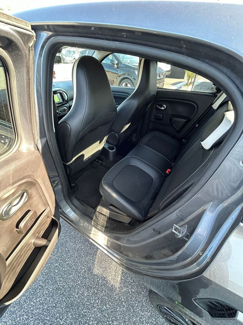 Renault Twingo usata a Roma (4)