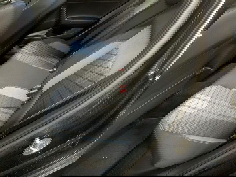 Volkswagen Taigo usata a Catanzaro (14)