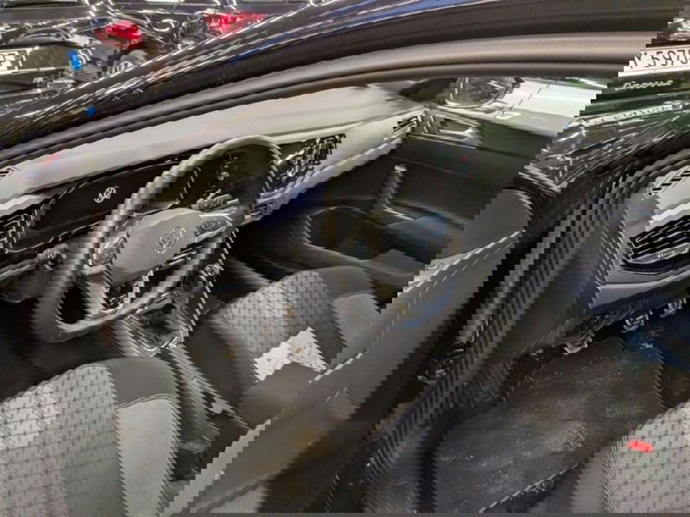 Volkswagen Taigo usata a Catanzaro (8)