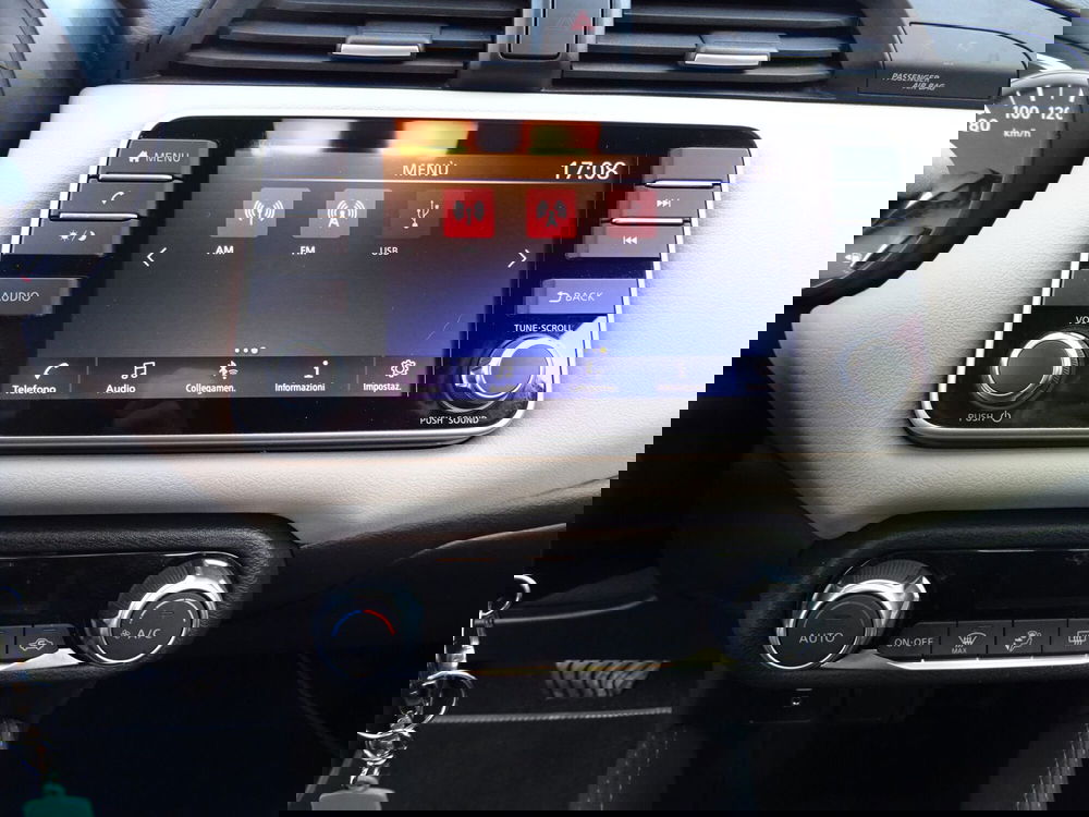 Nissan Micra usata a Lucca (14)