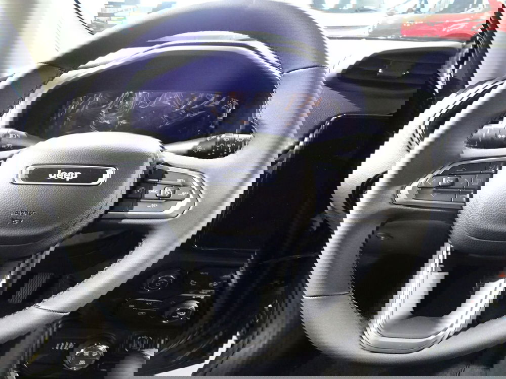 Jeep Renegade nuova a Lucca (11)