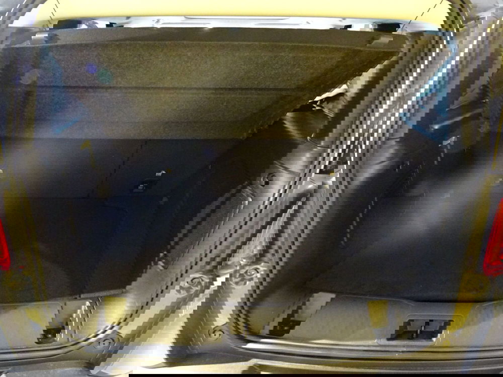 Jeep Renegade nuova a Lucca (15)