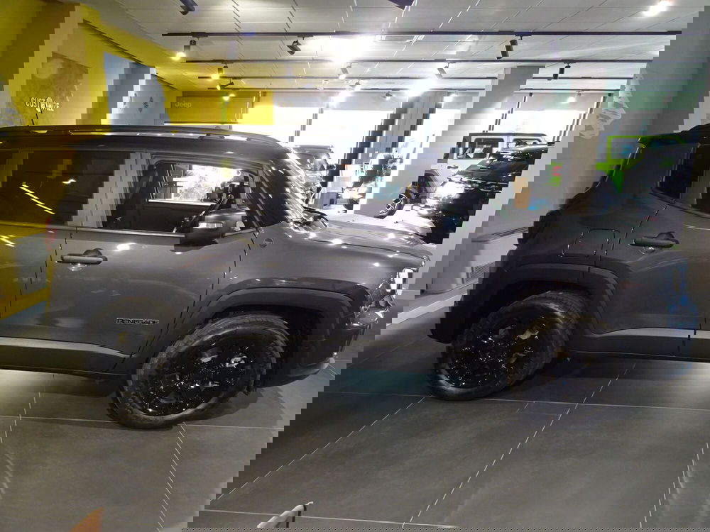 Jeep Renegade nuova a Lucca (5)