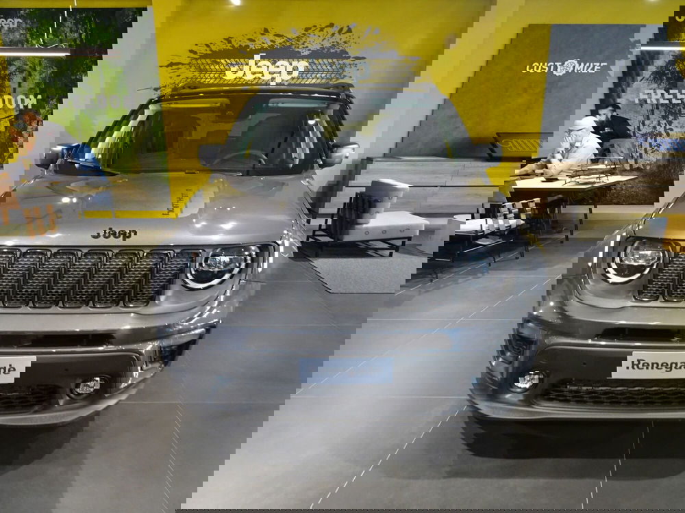 Jeep Renegade nuova a Lucca (7)