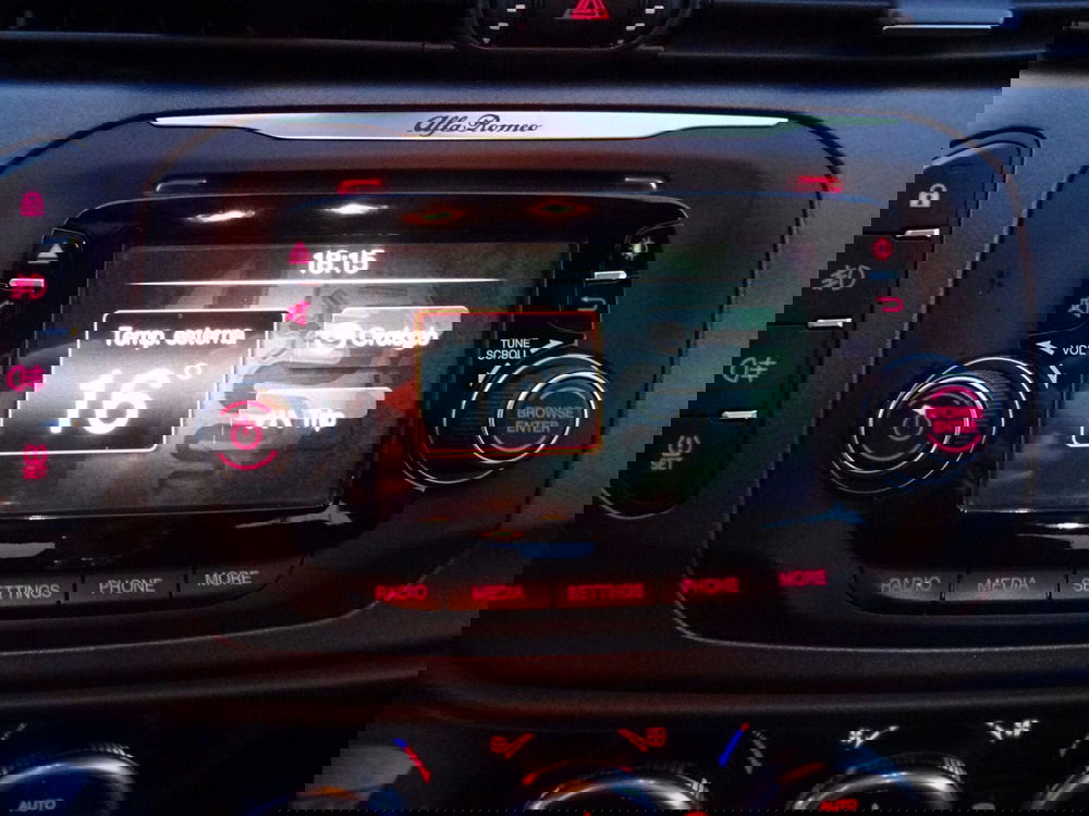 Alfa Romeo Giulietta usata a Lucca (14)