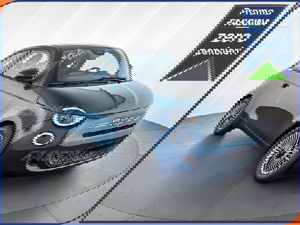 Fiat 500 nuova a Milano