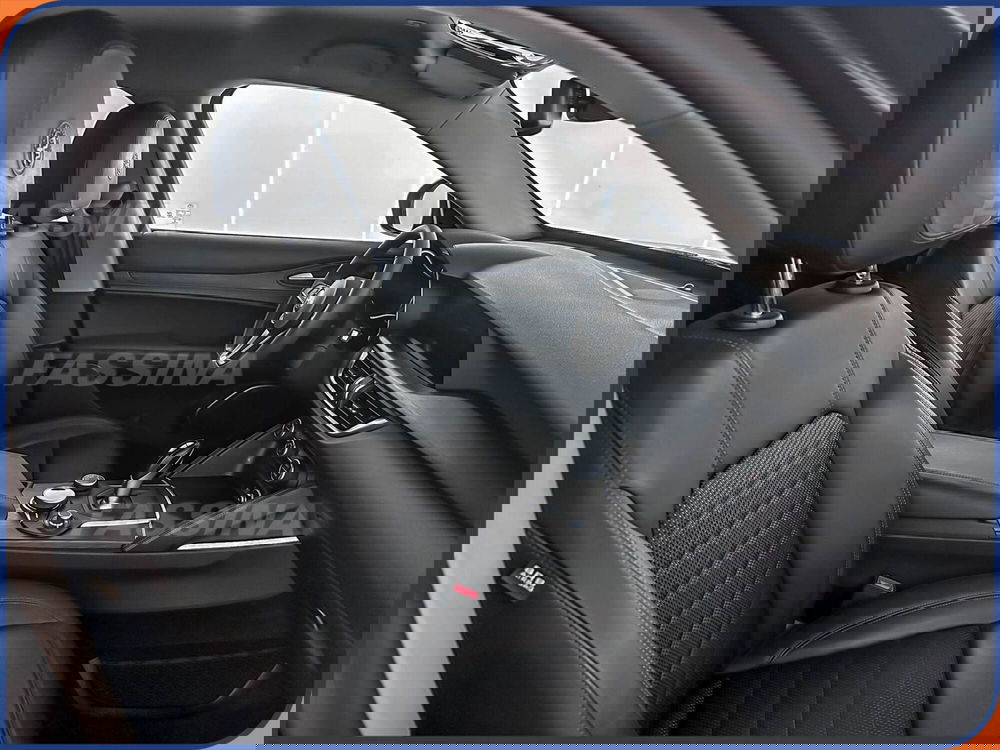 Alfa Romeo Stelvio usata a Milano (14)