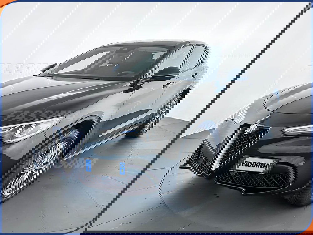 Alfa Romeo Stelvio usata a Milano (3)