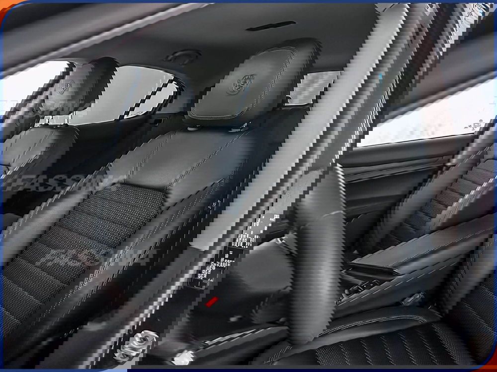 Alfa Romeo Stelvio usata a Milano (8)