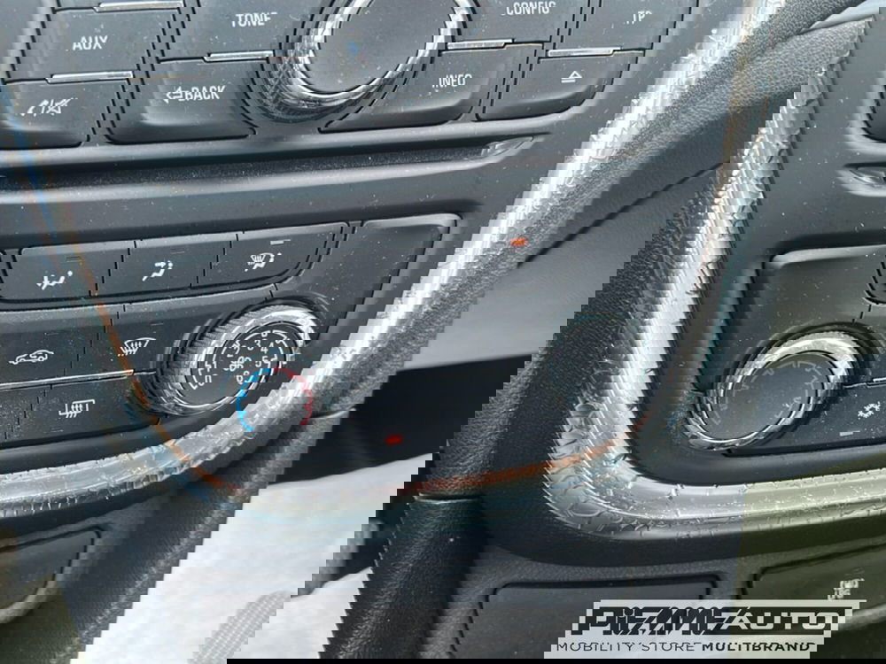 Opel Mokka usata a Piacenza (16)