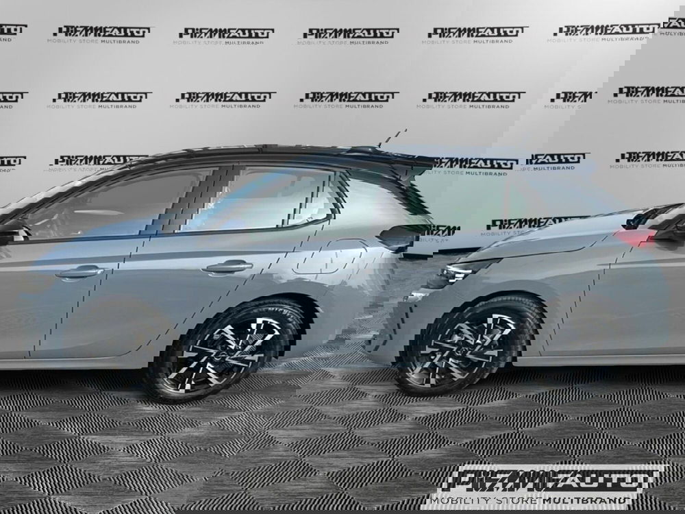 Opel Corsa nuova a Parma (2)