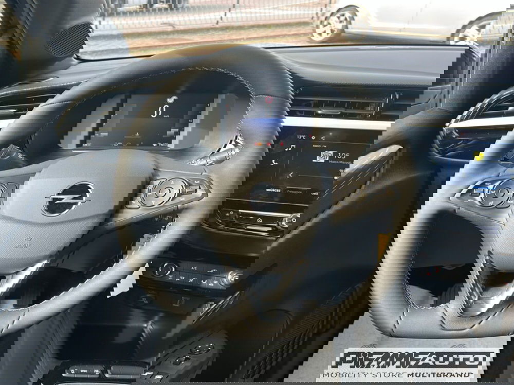 Opel Corsa nuova a Parma (20)