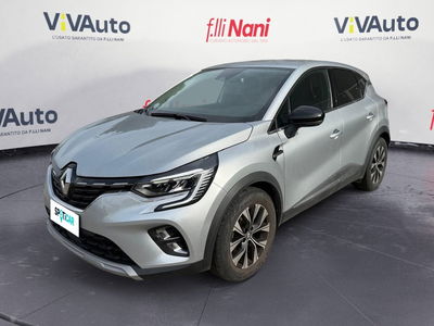 Renault Captur Full Hybrid E-Tech 145 CV Techno del 2023 usata a Massa