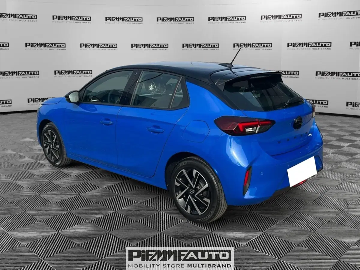 Opel Corsa nuova a Parma (3)