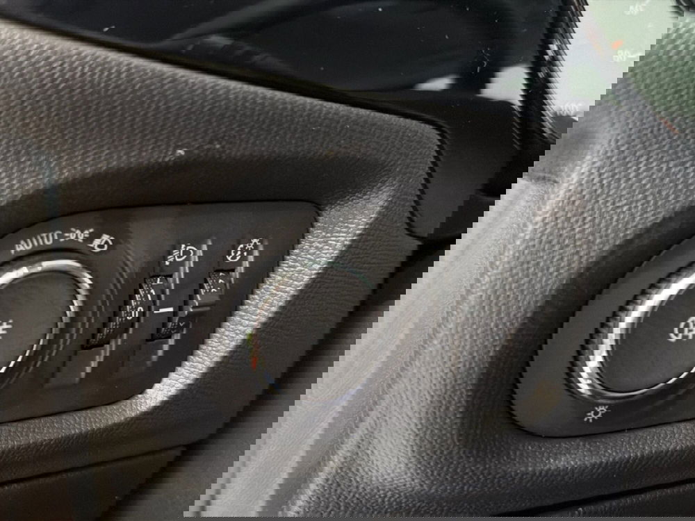 Opel Corsa nuova a Palermo (11)