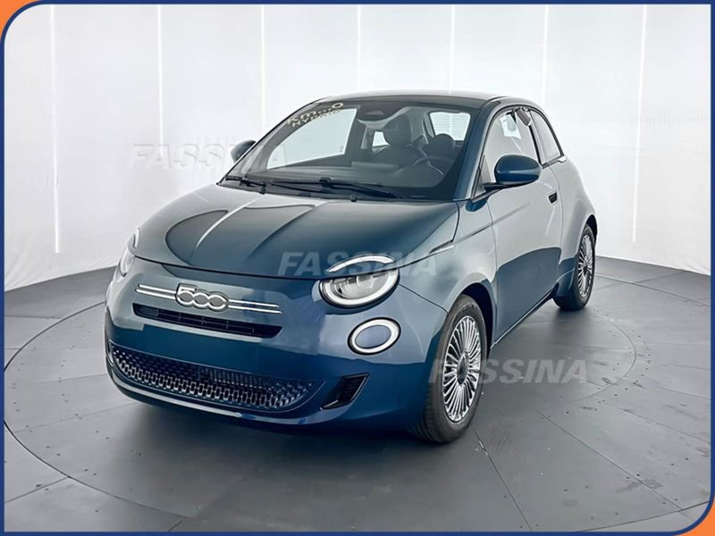 Fiat 500 nuova a Milano (3)