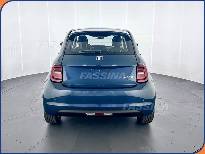 Fiat 500 nuova a Milano (5)