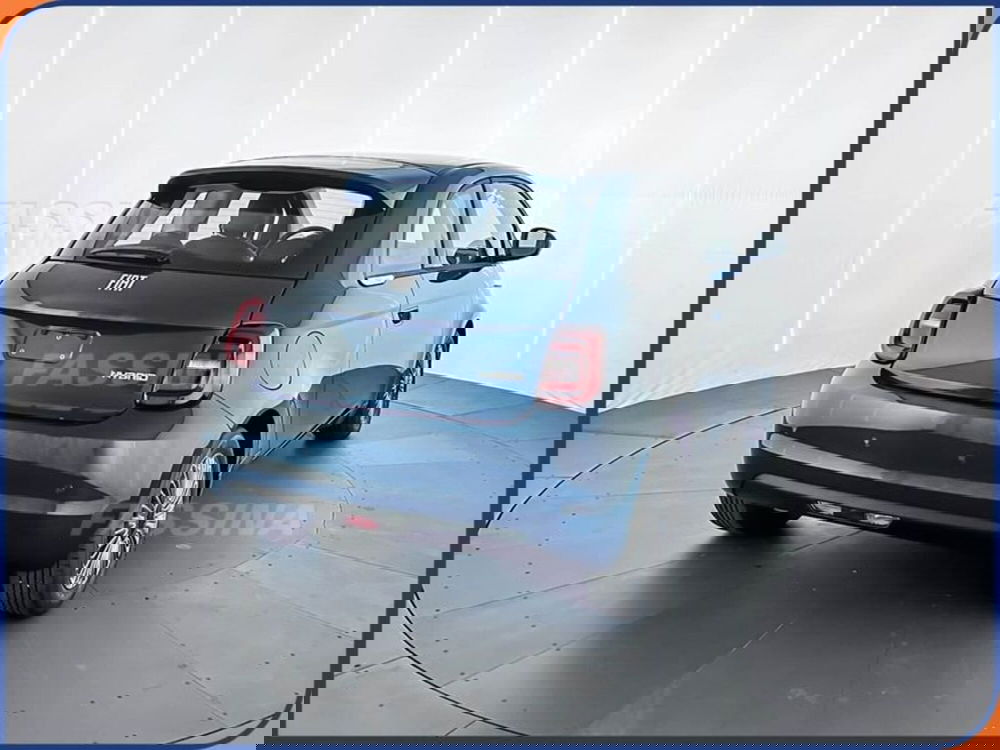 Fiat 500 nuova a Milano (6)