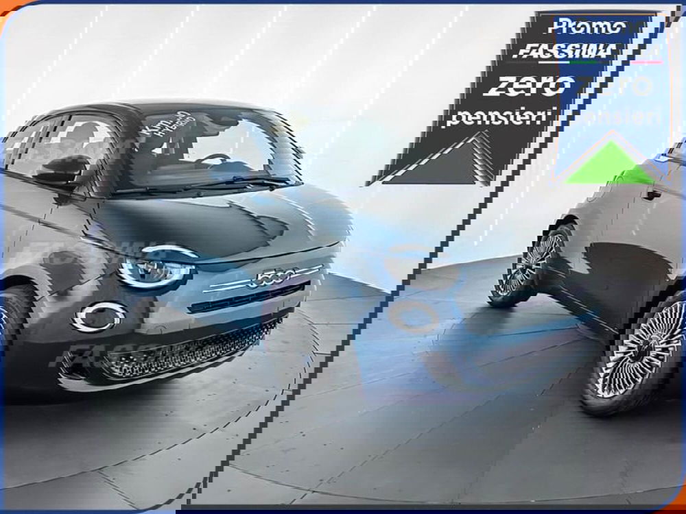 Fiat 500 nuova a Milano