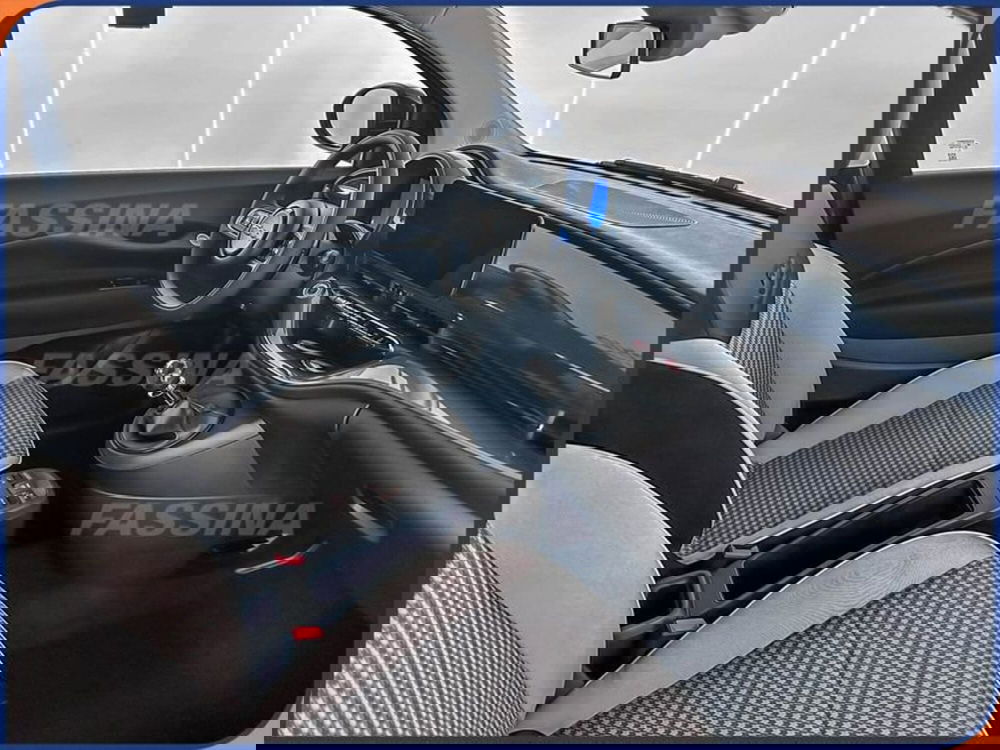 Fiat 500 nuova a Milano (12)