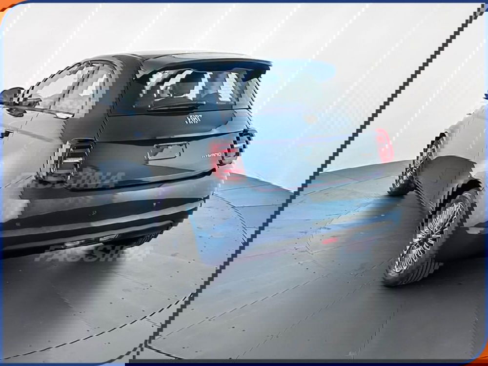 Fiat 500 nuova a Milano (4)