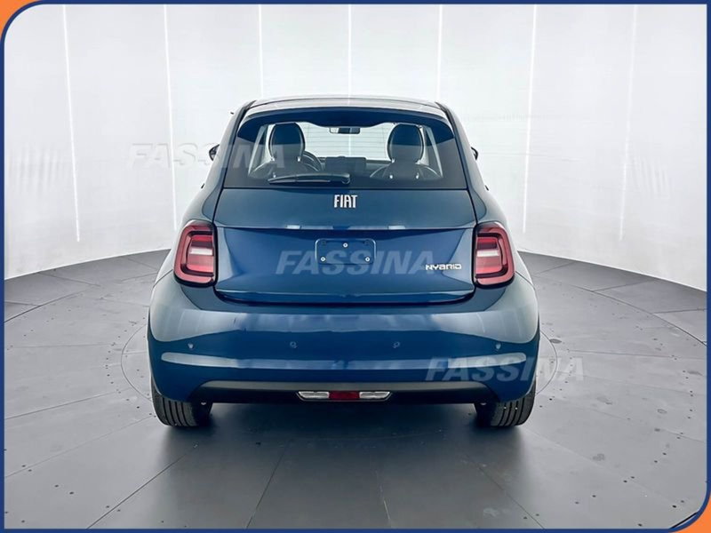 Fiat 500 nuova a Milano (5)
