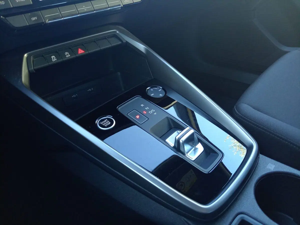 Audi A3 Sportback usata a Bari (11)