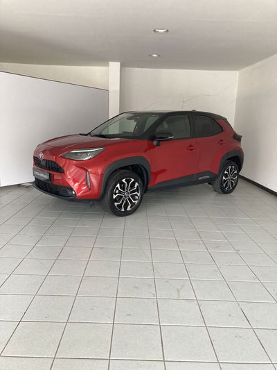 Toyota Yaris Cross Trend fwd 115cv e-cvt del 2021 usata a Barletta