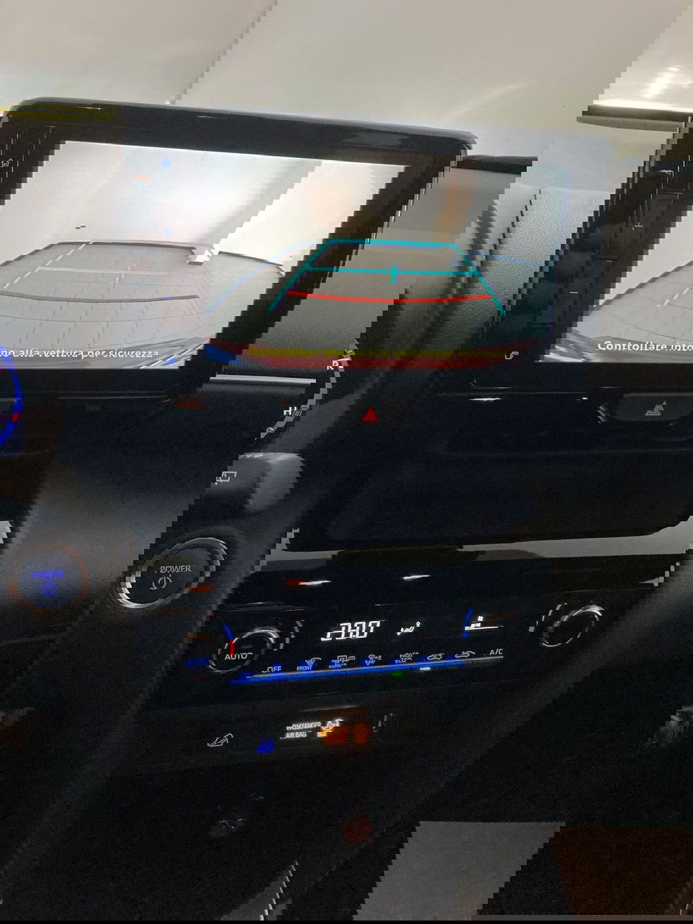 Toyota Yaris Cross usata a Barletta-Andria-Trani (14)