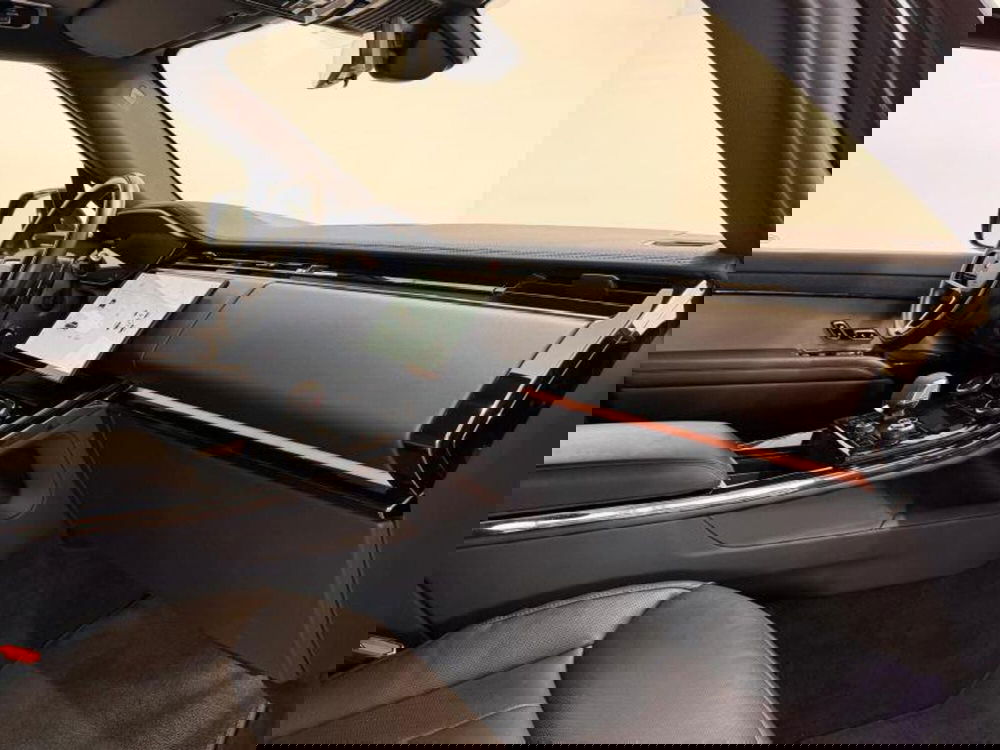 Land Rover Range Rover Sport usata a Venezia (9)