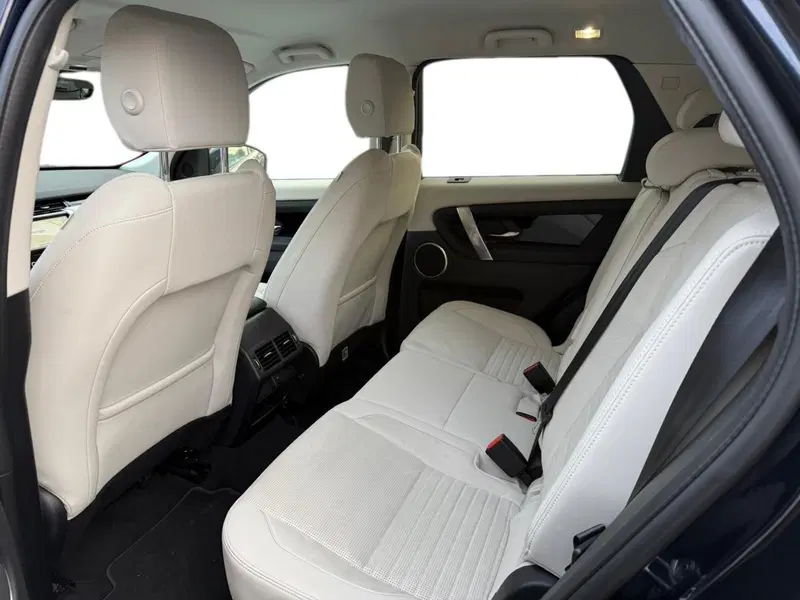 Land Rover Discovery Sport usata a Cosenza (4)