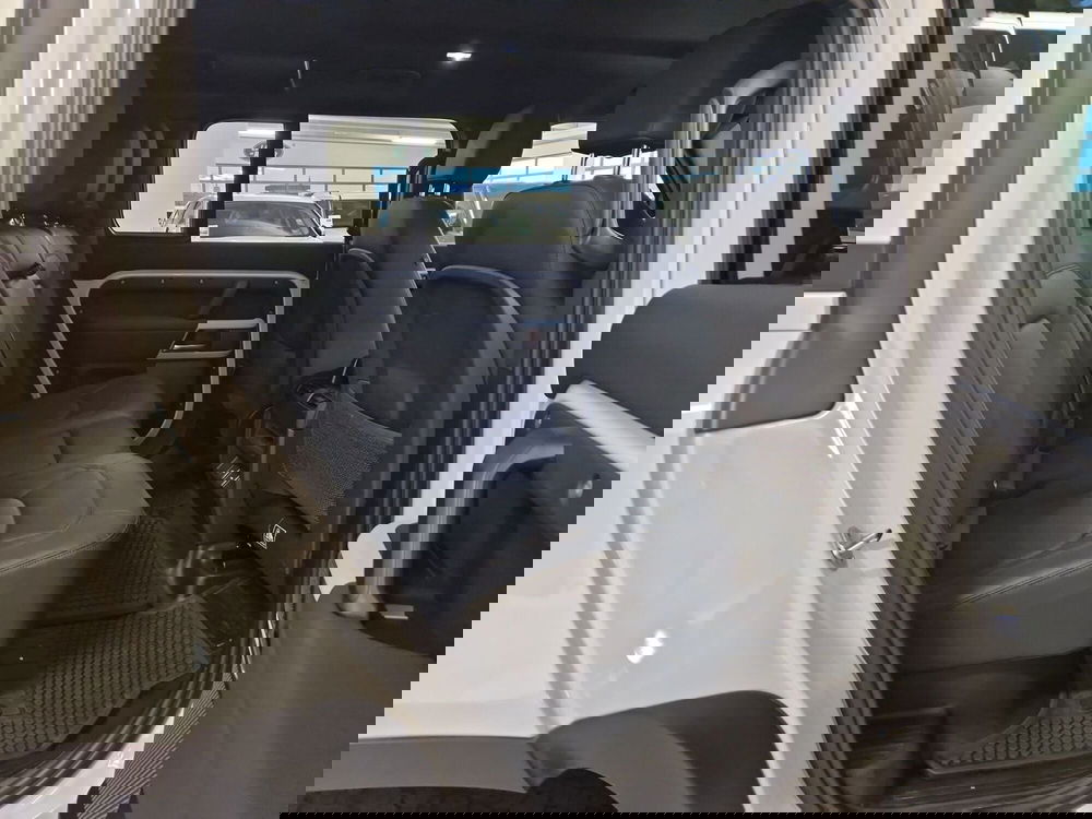 Land Rover Defender usata a Modena (12)