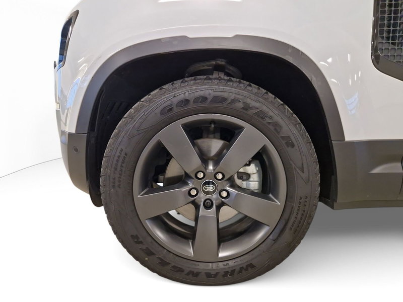 Land Rover Defender usata a Modena (13)