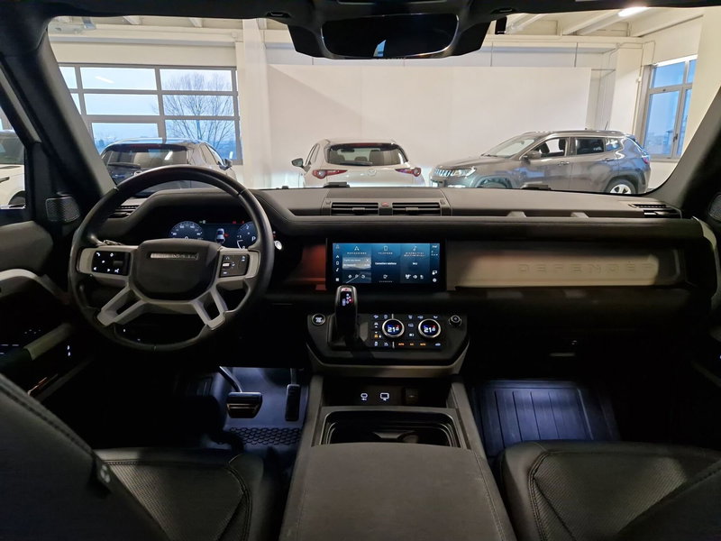 Land Rover Defender usata a Modena (9)