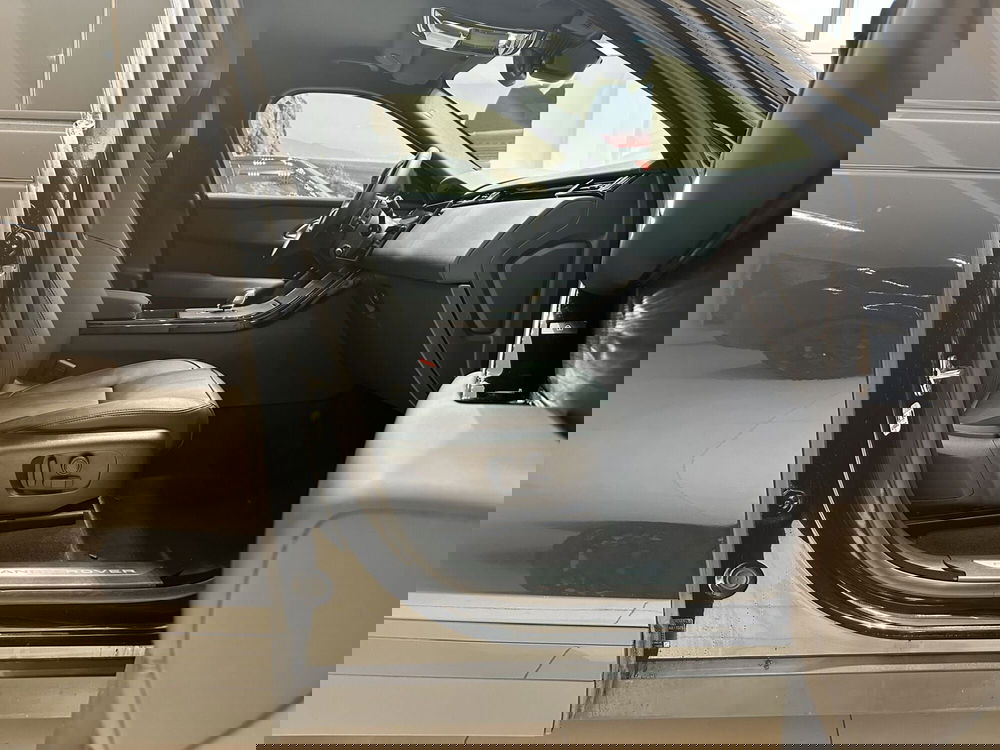 Land Rover Range Rover Velar usata a Forlì-Cesena (3)