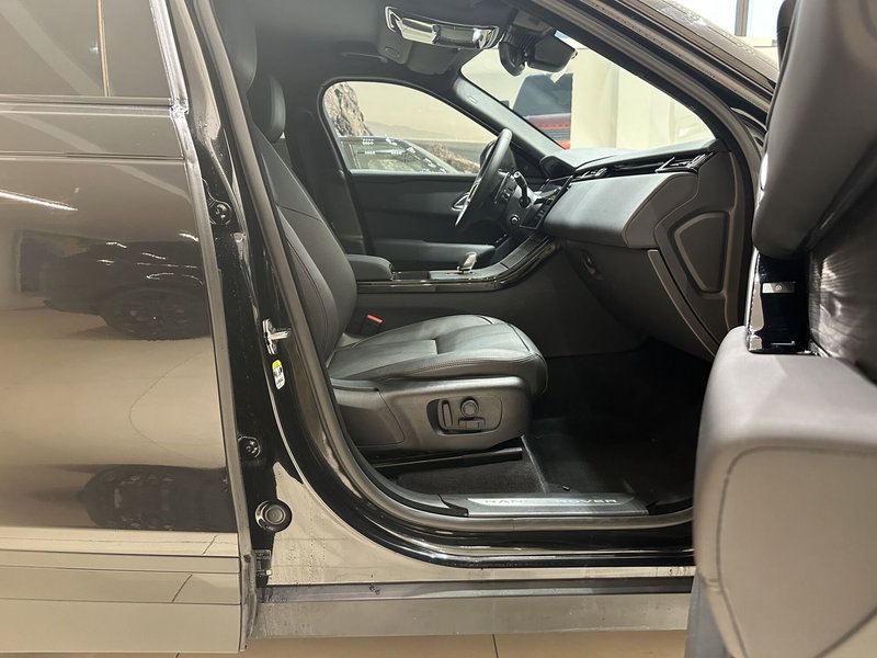 Land Rover Range Rover Velar usata a Forlì-Cesena (3)