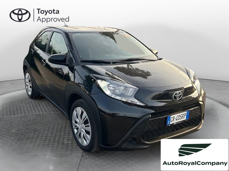 Toyota Aygo X usata a Roma (13)