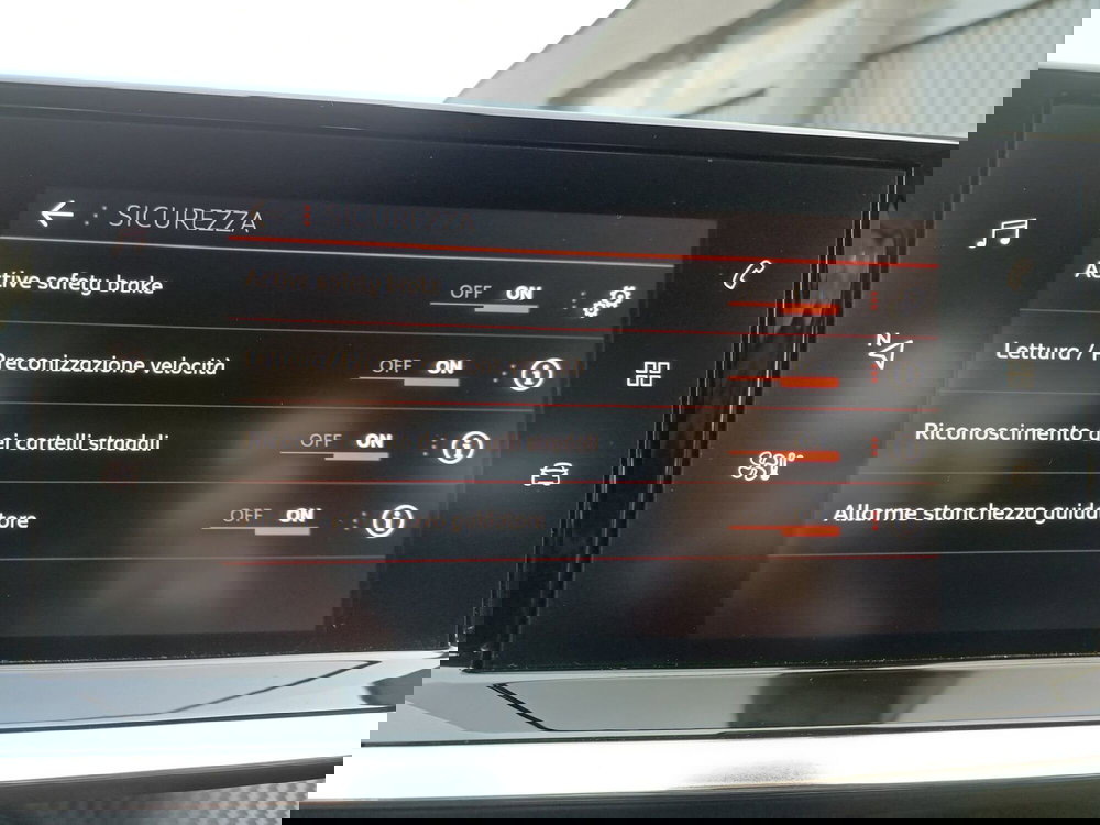 Peugeot 2008 usata a Modena (14)